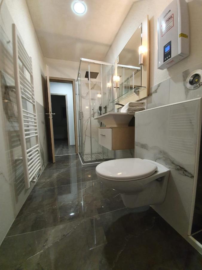 Haus Schneider Apartment วินเทอร์แบร์ก ภายนอก รูปภาพ